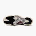 jordan-air-jordan-11-low-72-10_17769737_39758271_2048