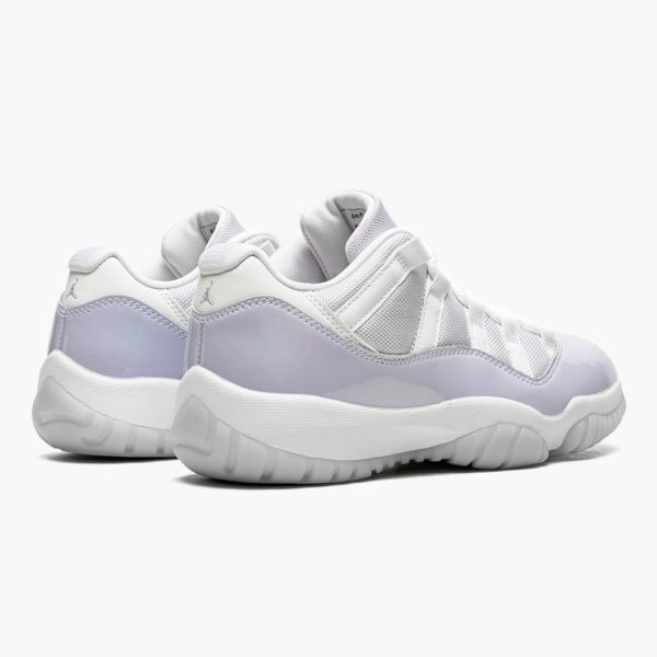 jordan-air-jordan-11-low-wmns-pure-violet_17769609_39477665_2048