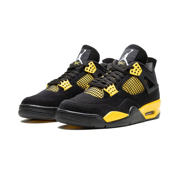 jordan-air-jordan-4-retro-thunder-2023_19830660_45179512_2048
