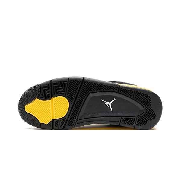 jordan-air-jordan-4-retro-thunder-2023_19830660_45179516_2048